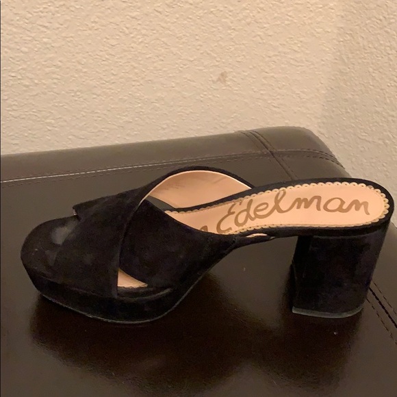 Shoes - Picture 4 of 4